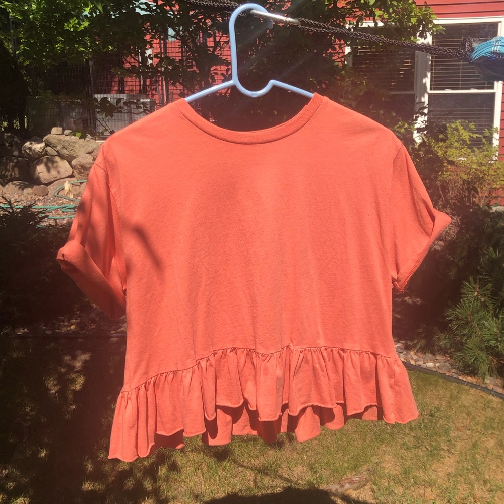 salmon/ pink ruffle crop t shirt